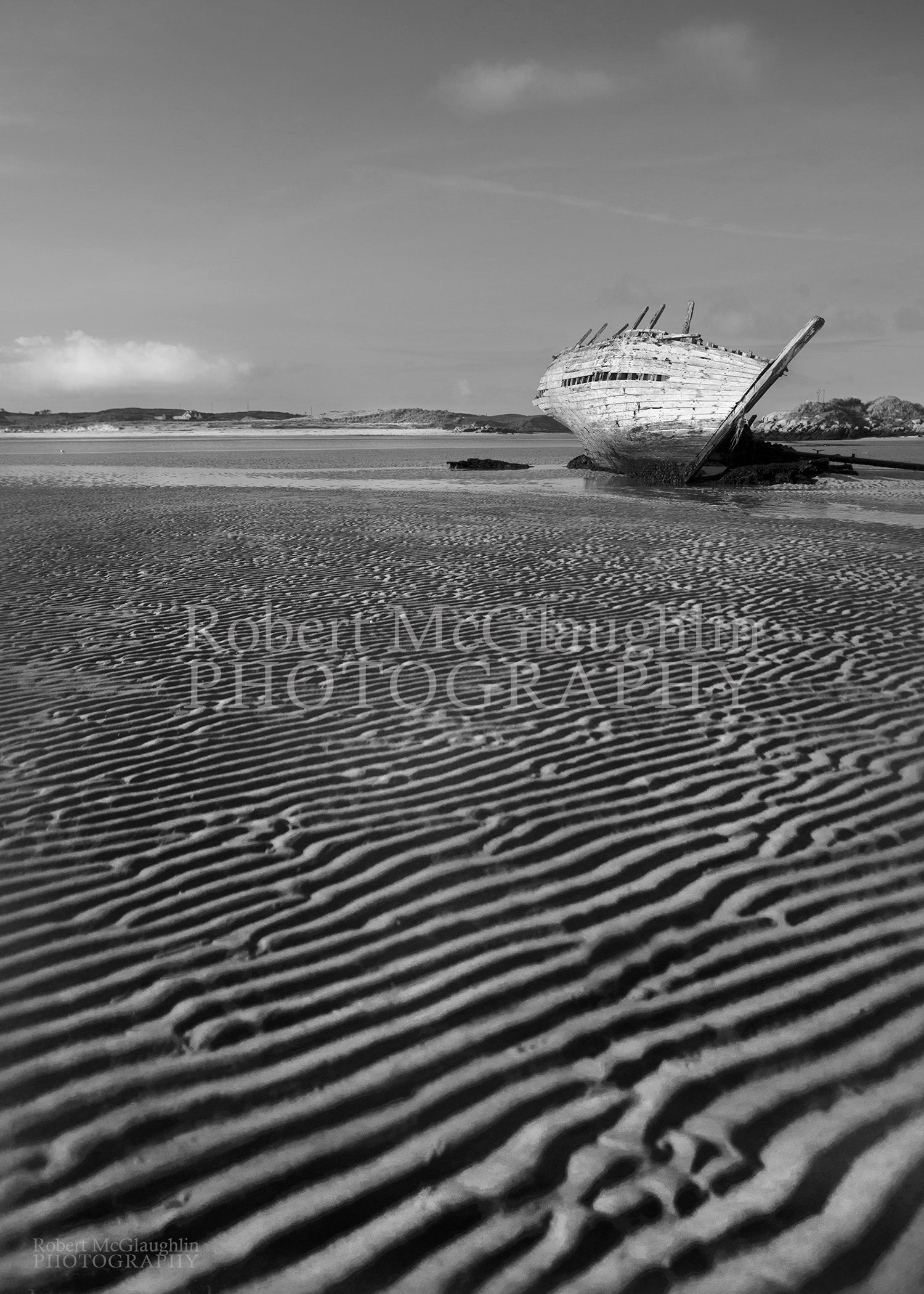 Bád Eddie Shipwreck, Bunbeg, Co. Donegal (Black and White)